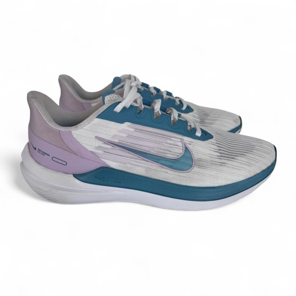Women's Nike  Winflo 09 White and Blue Athletic Shoes - Picture 2 of 8
